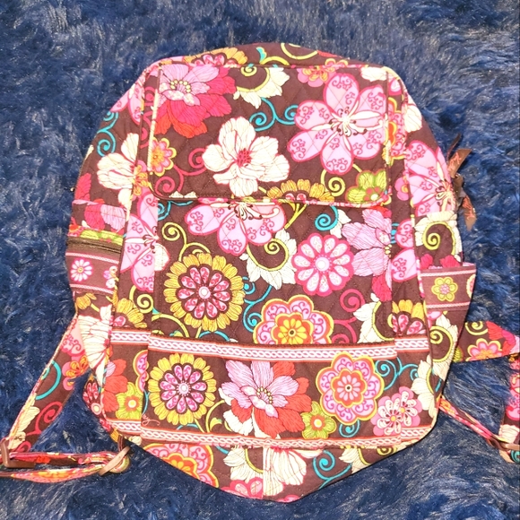 Vera Bradley Handbags - Vera bradley large floral backpack no flaws